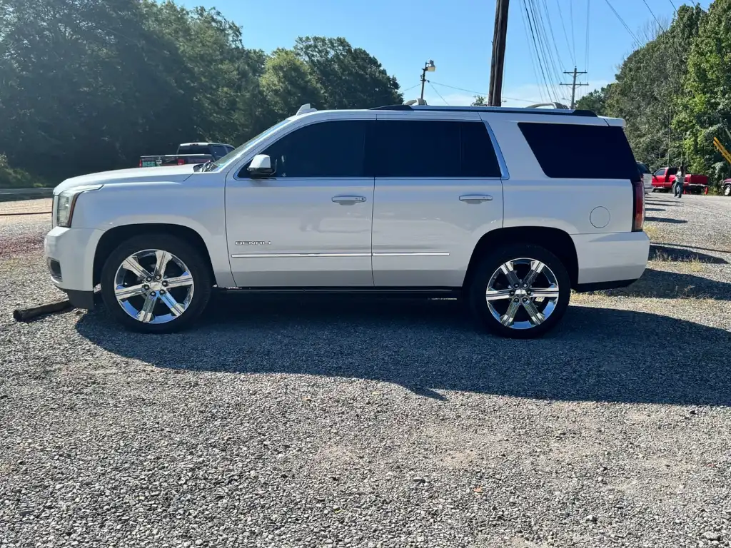 2019 GMC Yukon Denali 4WD's photo