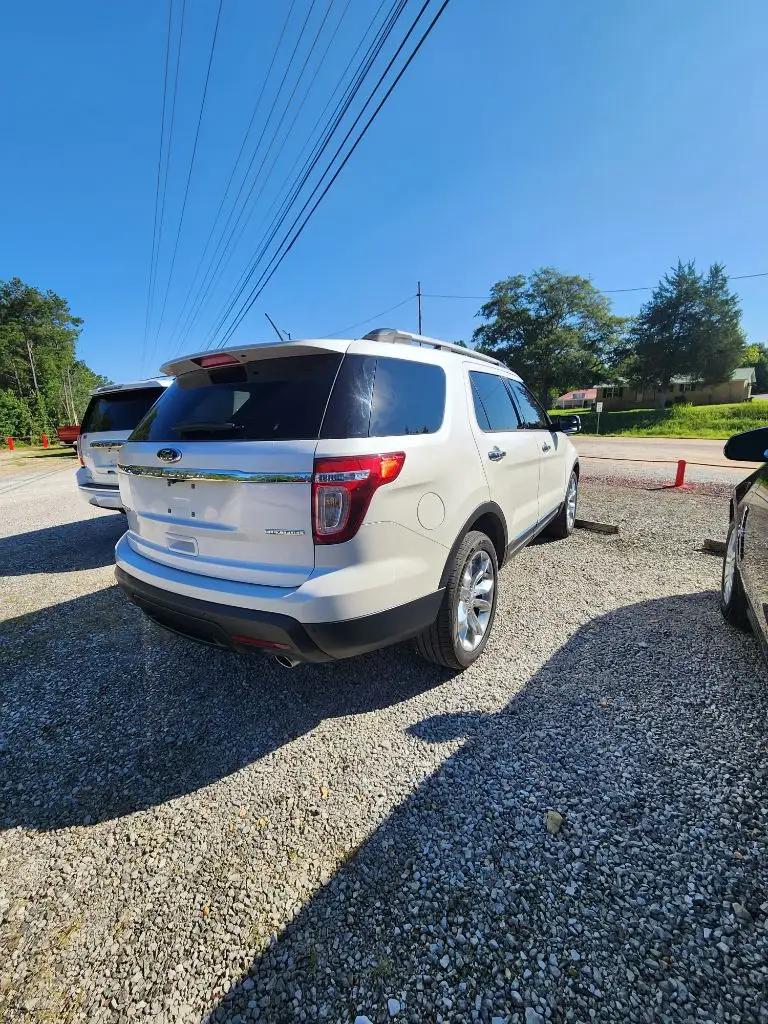 2015 Ford Explorer Limited photo 1