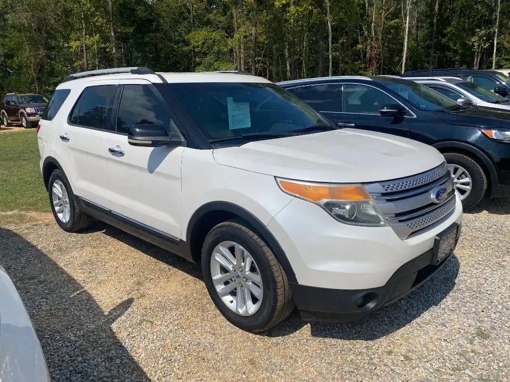 2012 Ford Explorer XLT's photo