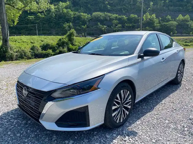 2024 Nissan Altima 2.5 SV's photo
