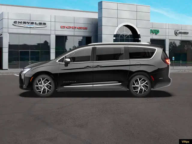 2027 Chrysler Pacifica Pinnacle AWD photo 3