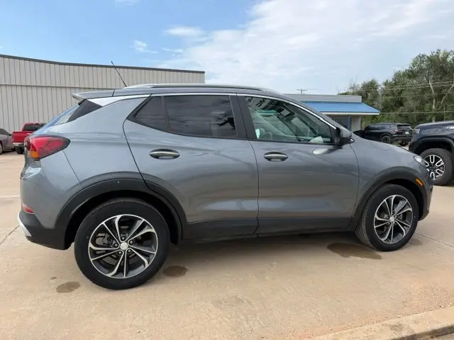 2021 Buick Encore GX Select photo 3