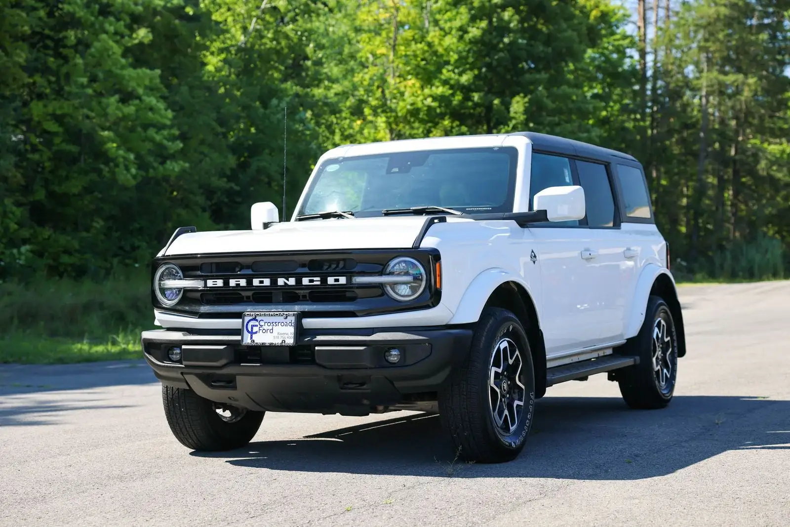 2022 Ford Bronco Outer Banks Advanced 4x4 photo 1