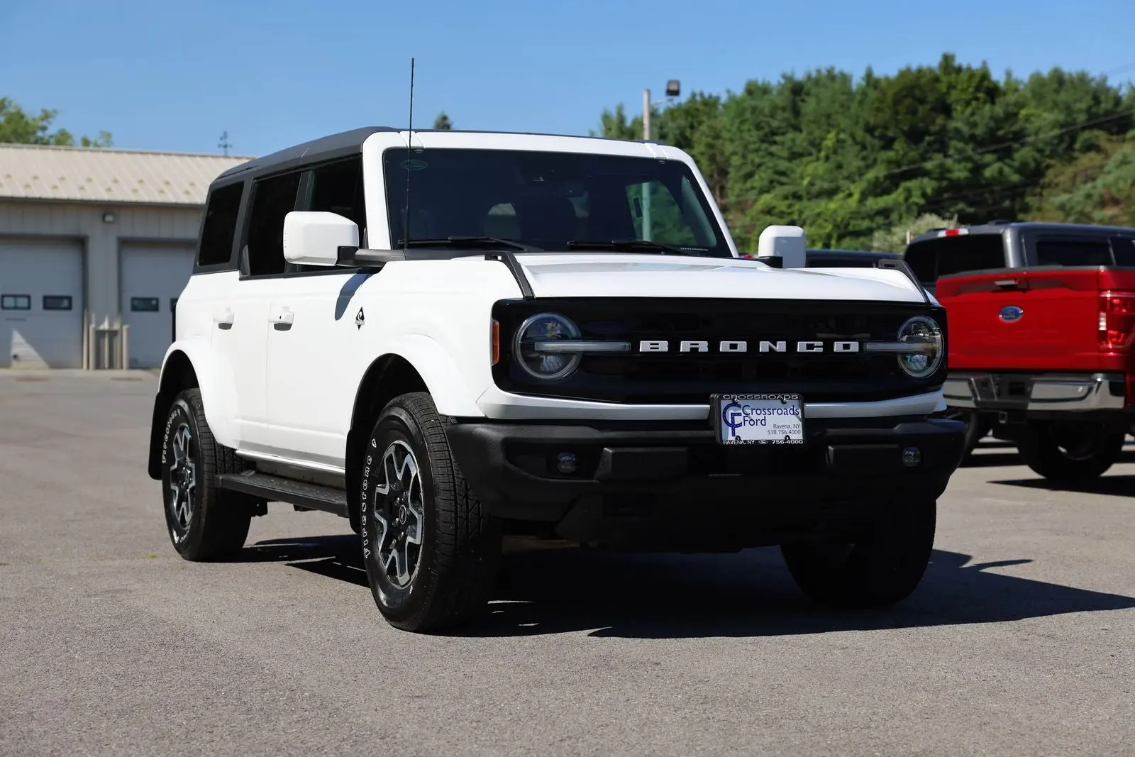 2022 Ford Bronco Outer Banks Advanced 4x4 photo 3