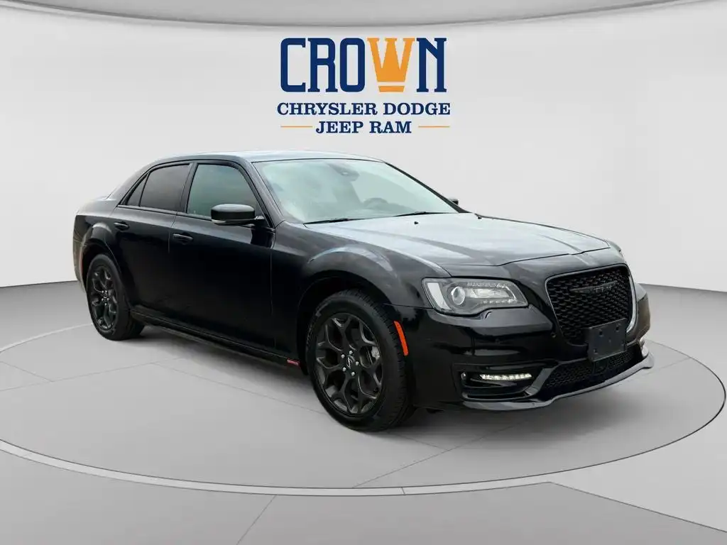 2021 Chrysler 300 Touring L AWD's photo