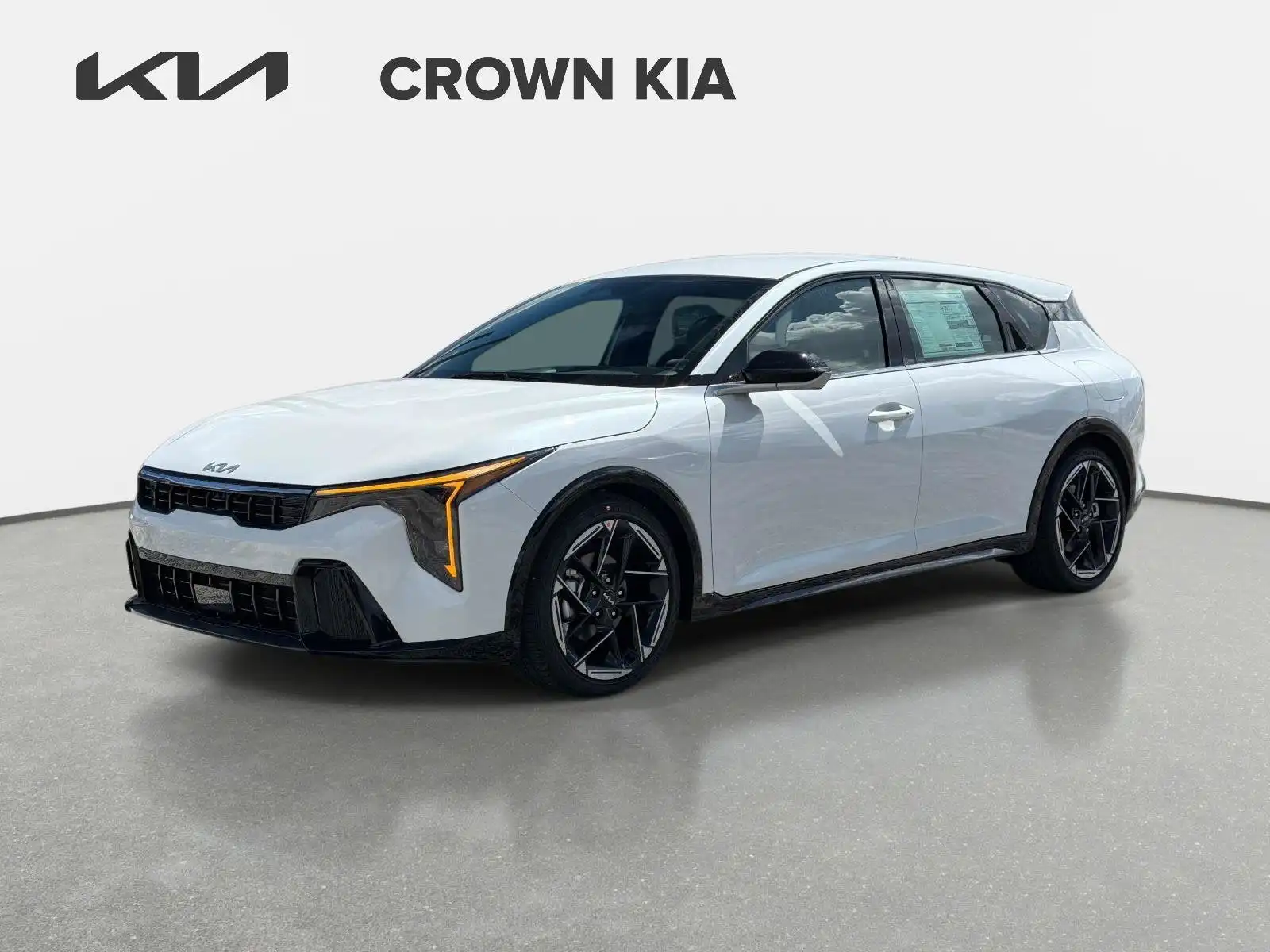 2026 Kia K4 GT-Line Auto Hatchback's photo