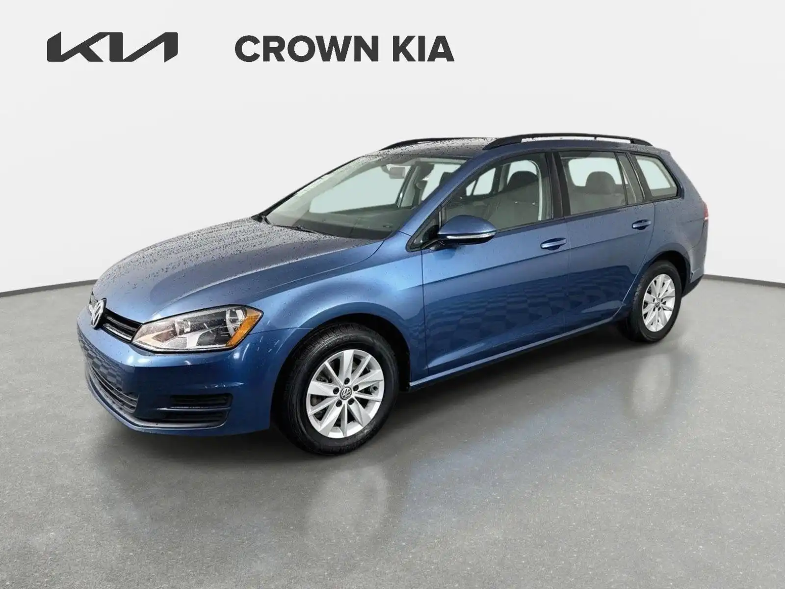 2017 Volkswagen Golf SportWagen TSI S Auto's photo