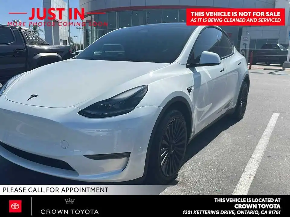 2024 Tesla Model Y Long Range Dual Motor All-Wheel Drive's photo