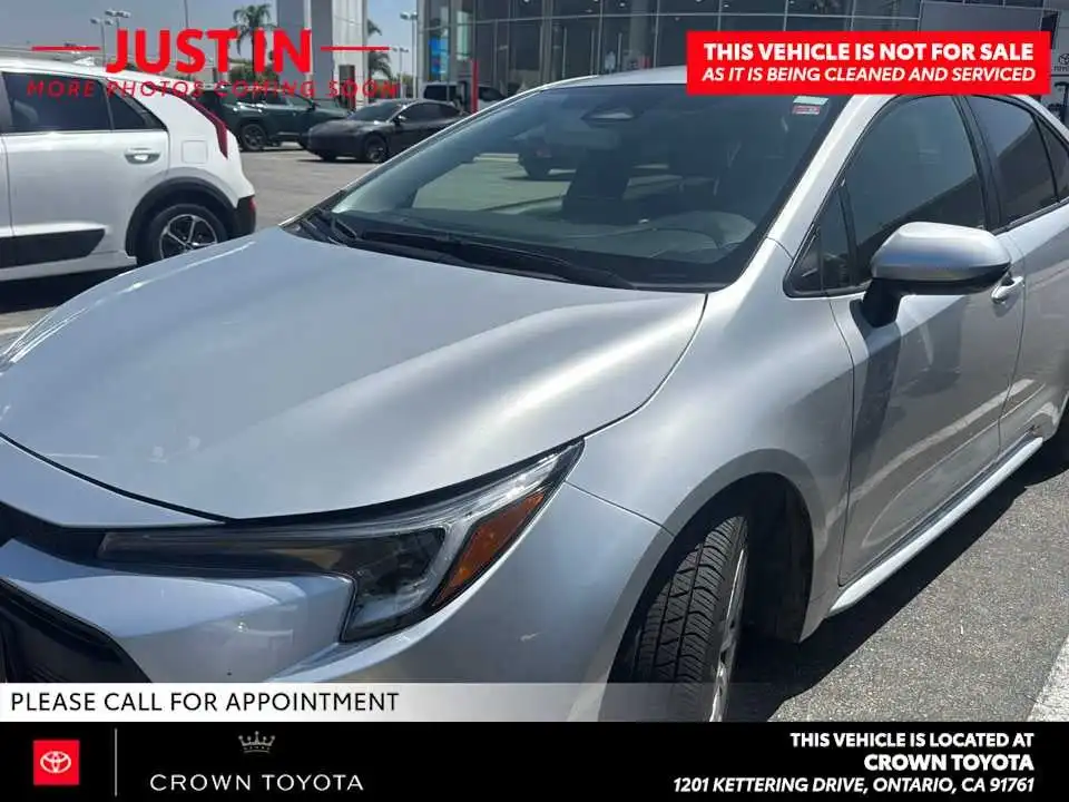 2024 Toyota Corolla LE Hybrid CVT's photo