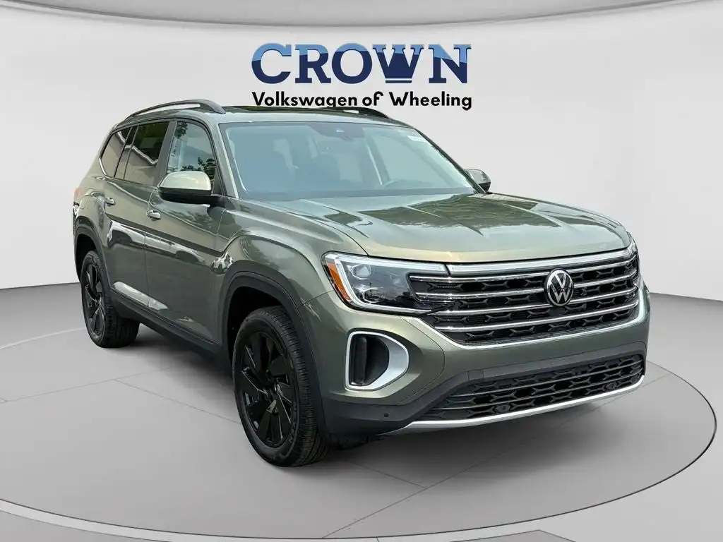 2026 Volkswagen Atlas 2.0T SE with Tech 4Motion's photo