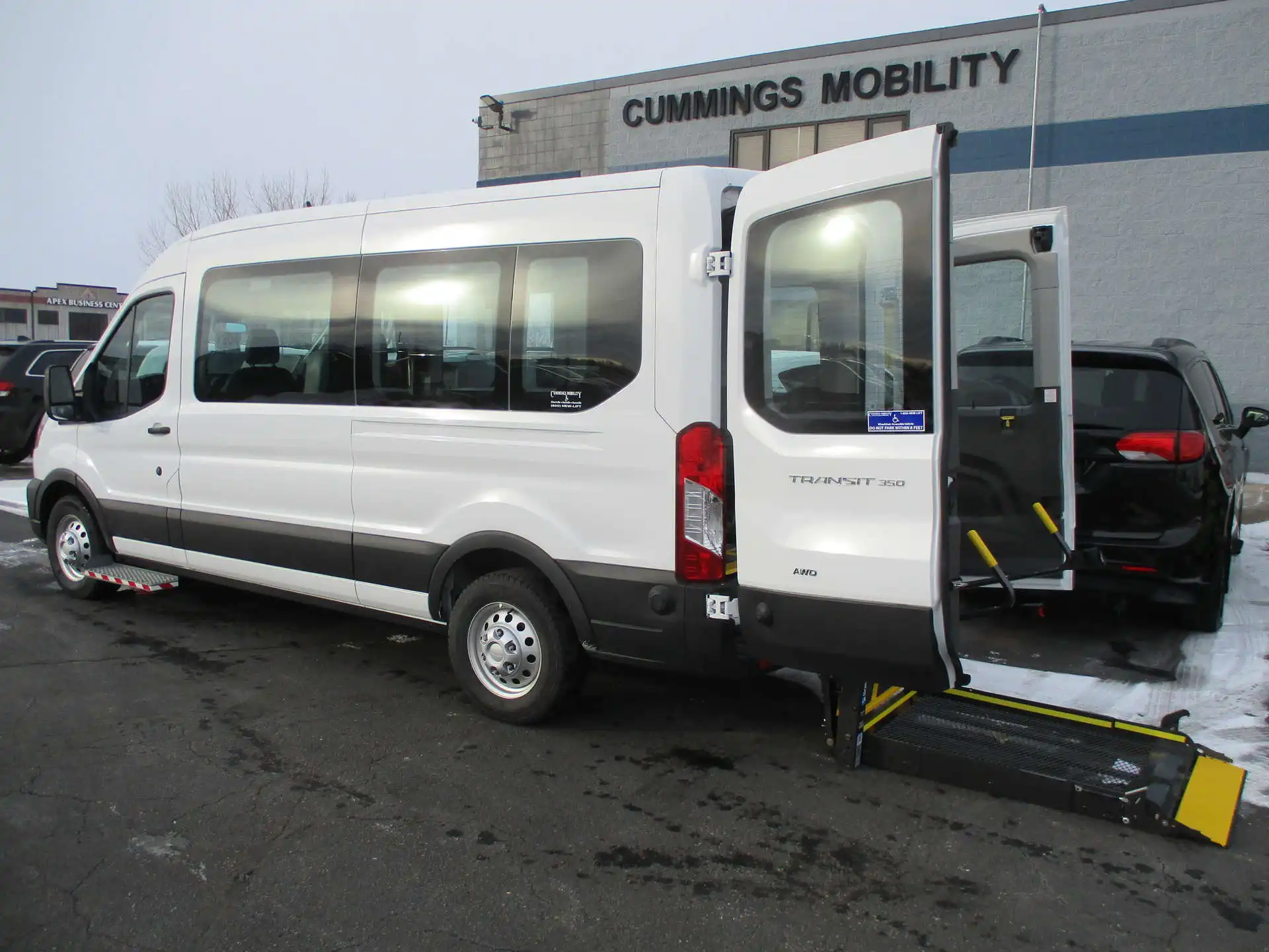 2023 Ford Transit 350 XL Med Roof Sliding Pass. 148 AWD's photo