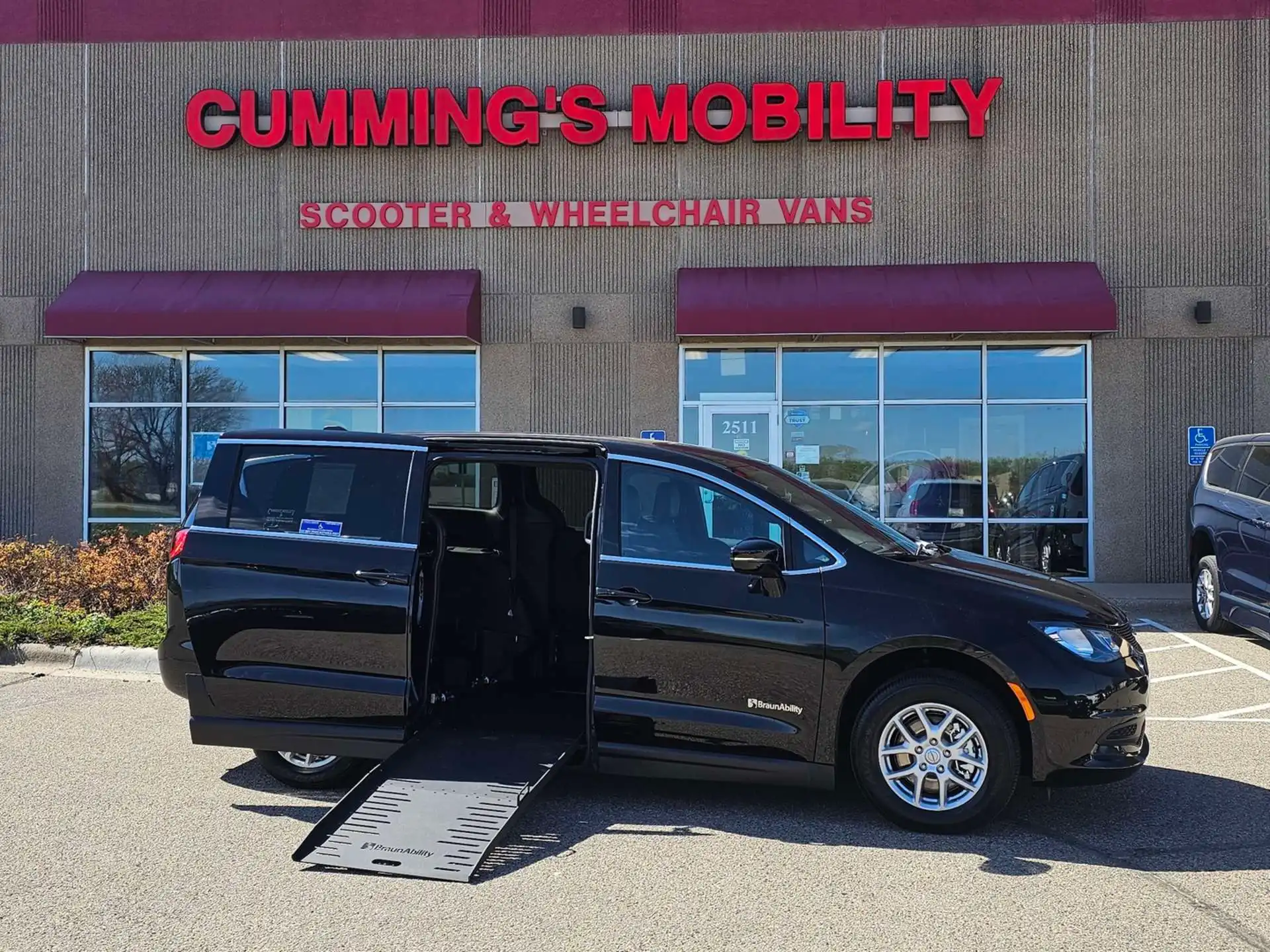 2026 Chrysler Voyager LX's photo