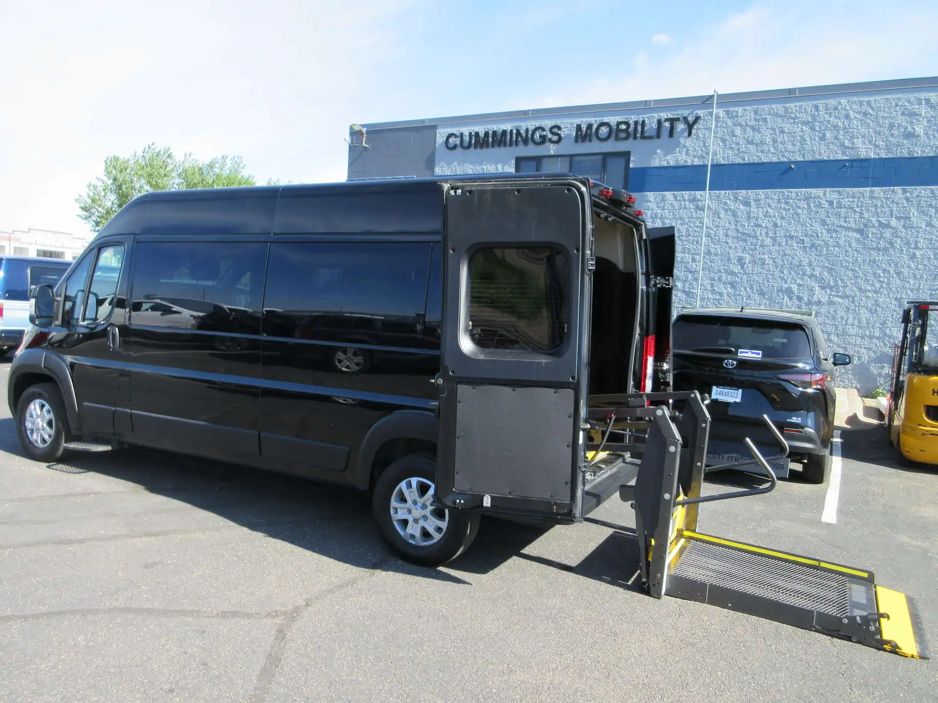 2024 RAM ProMaster Window Van 2500 SLT PLUS 159 WB High Roof's photo