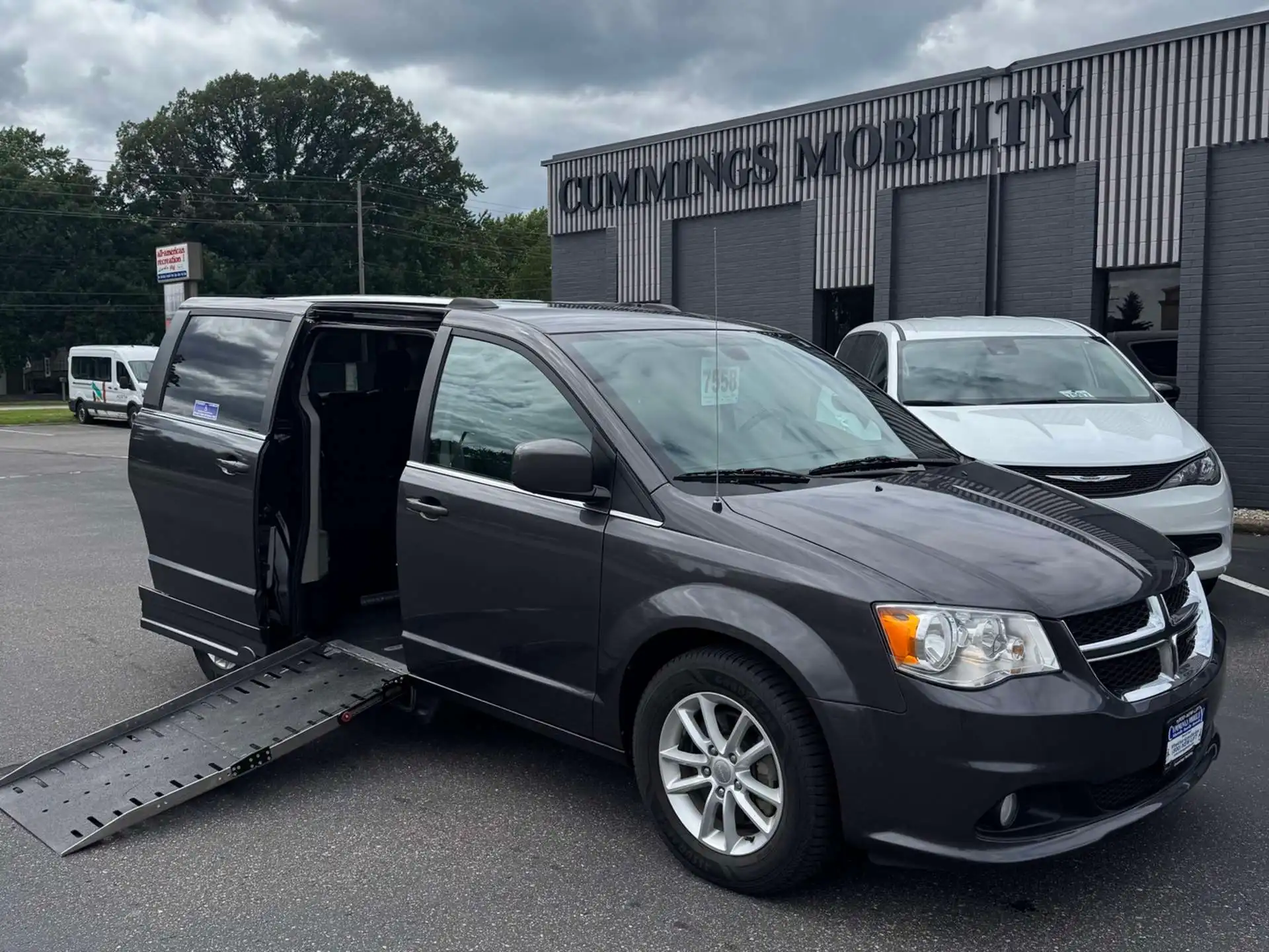 2019 Dodge Grand Caravan SXT's photo