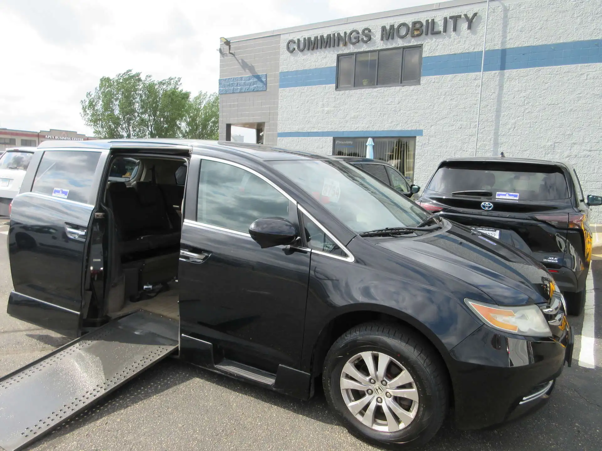 2015 Honda Odyssey EX-L with DVD Rear Entertainment System's photo