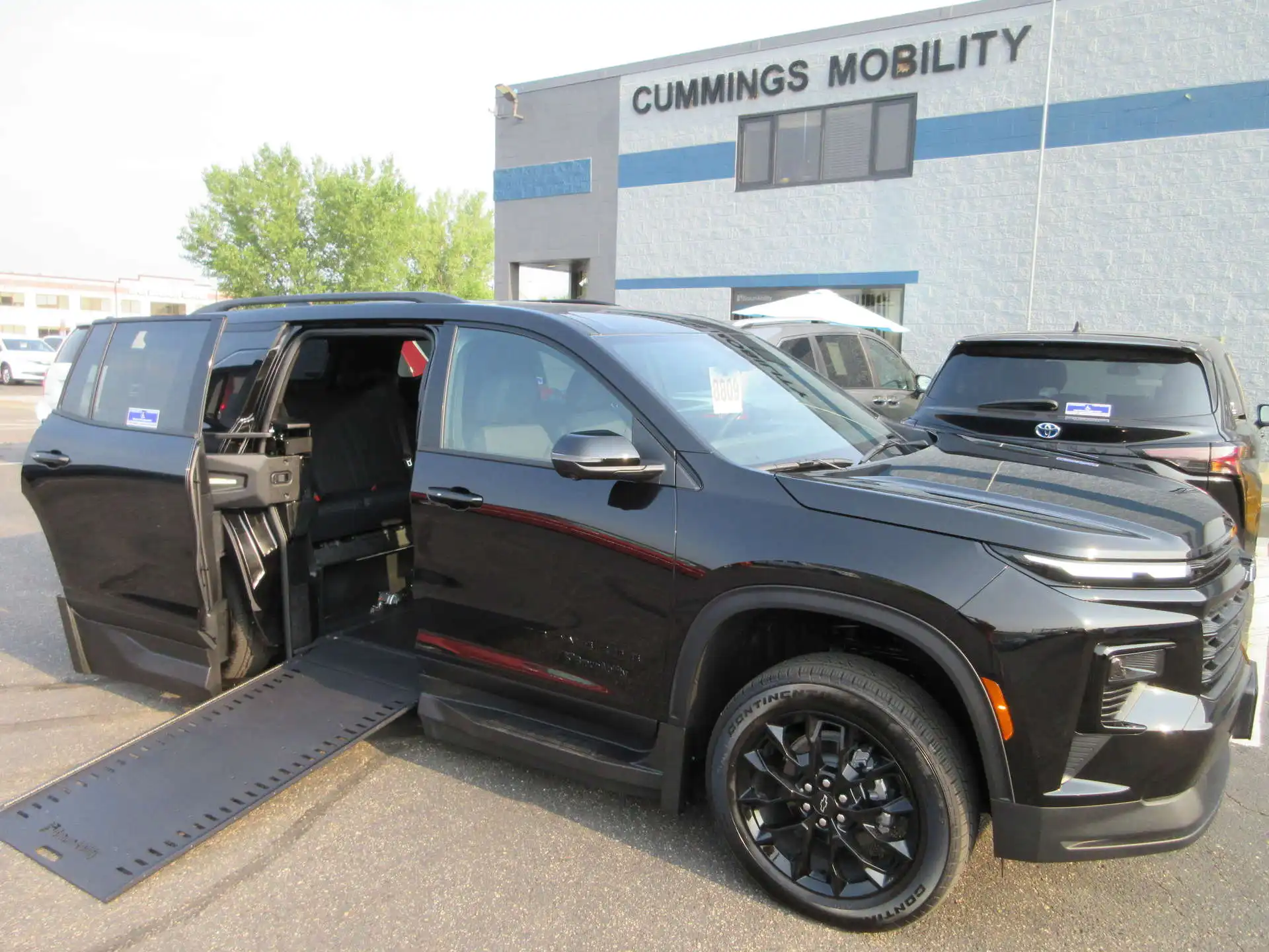 2026 Chevrolet Traverse FWD LT's photo