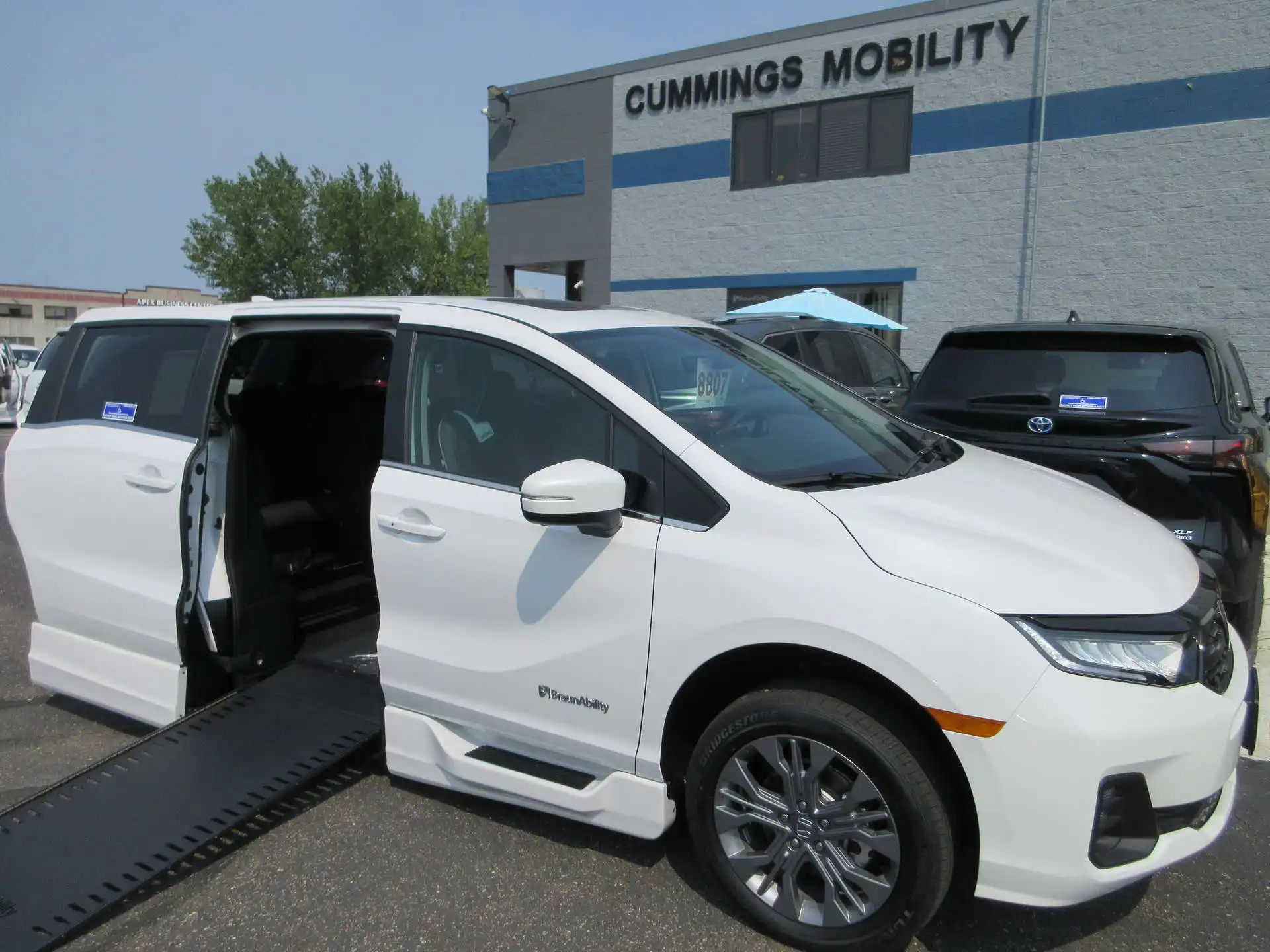 2026 Honda Odyssey Touring's photo