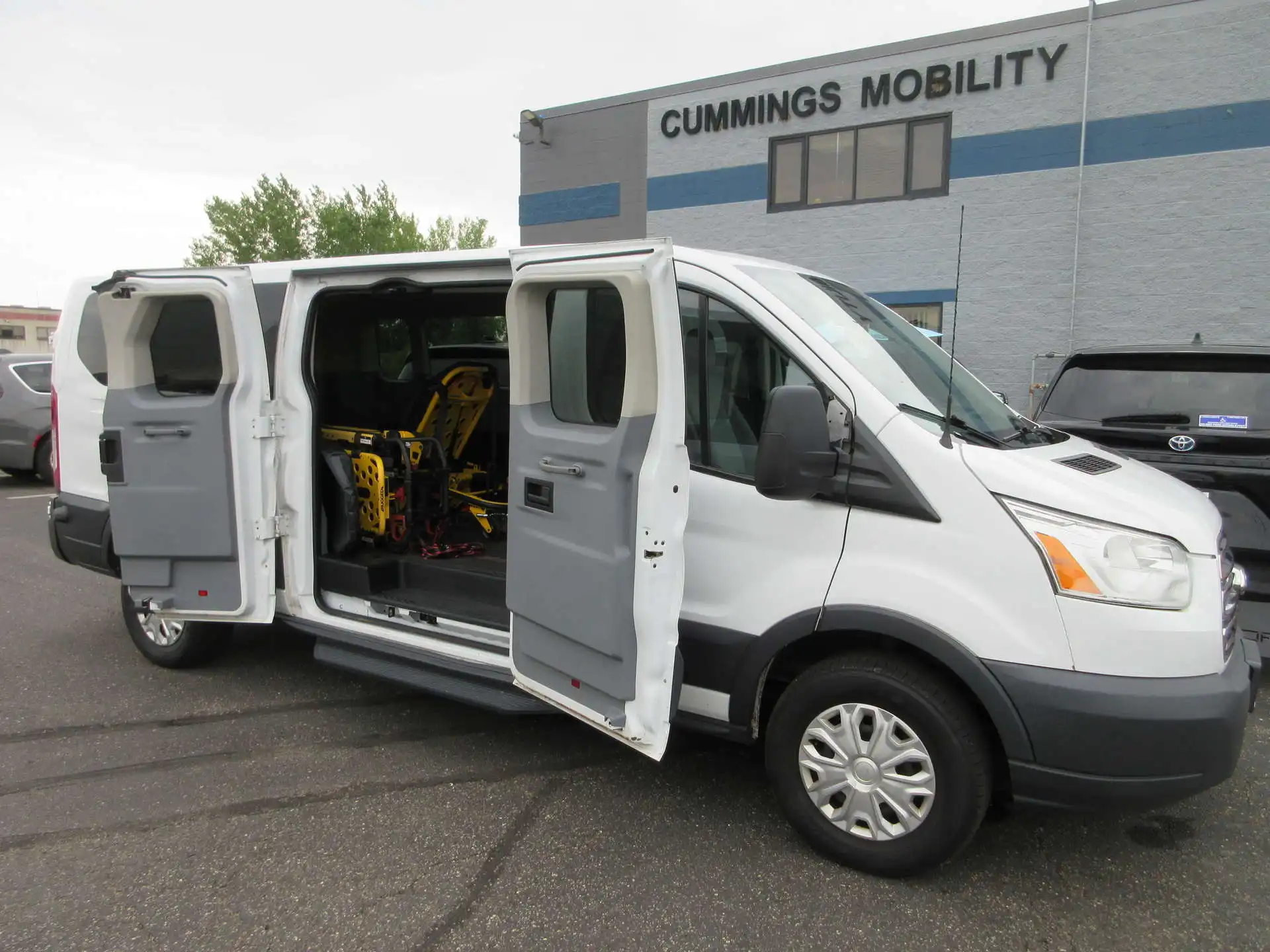 2016 Ford Transit XLT Wagon 350 Low Roof 60/40 Pass. 148WB's photo