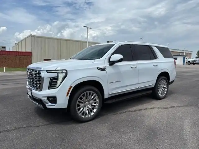 2026 GMC Yukon 4WD Denali's photo