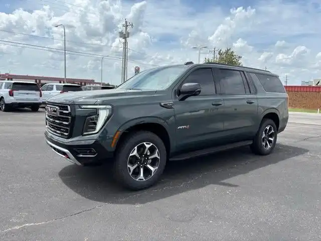2026 GMC Yukon 4WD AT4's photo