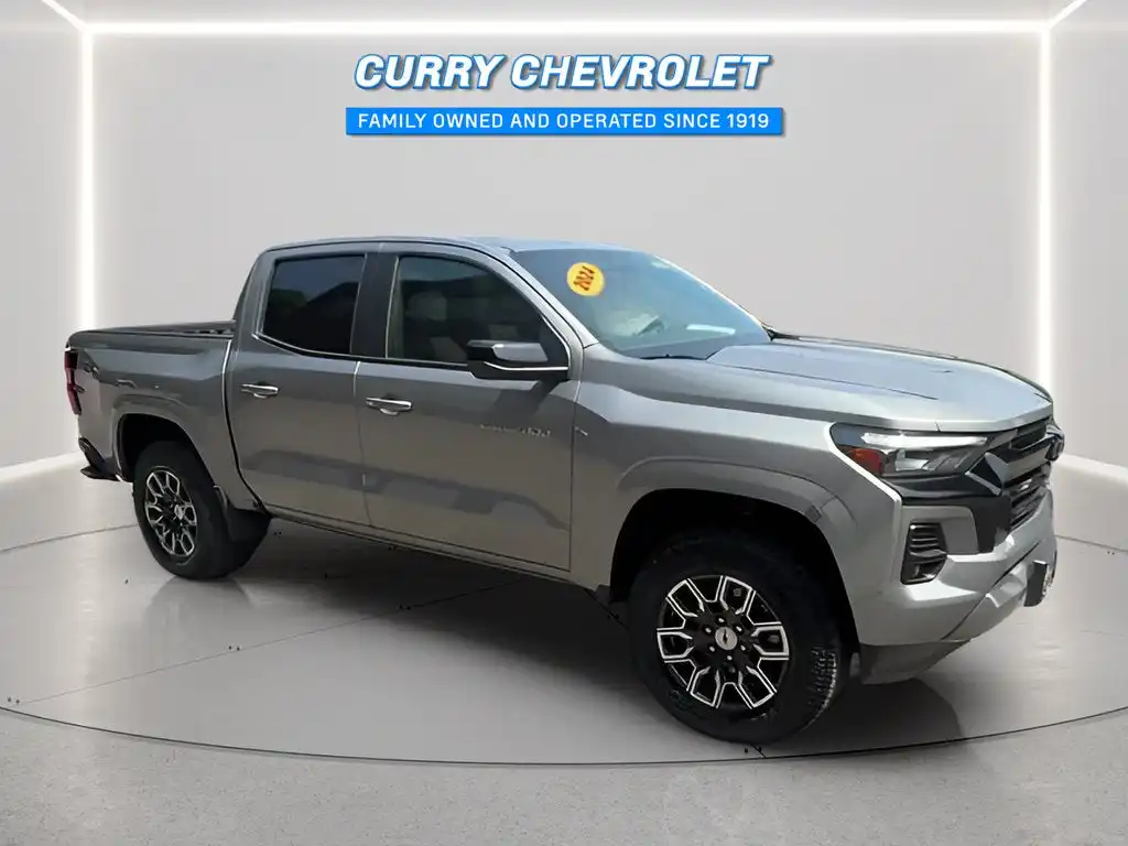 2024 Chevrolet Colorado 4WD Z71 Crew Cab Short Box's photo