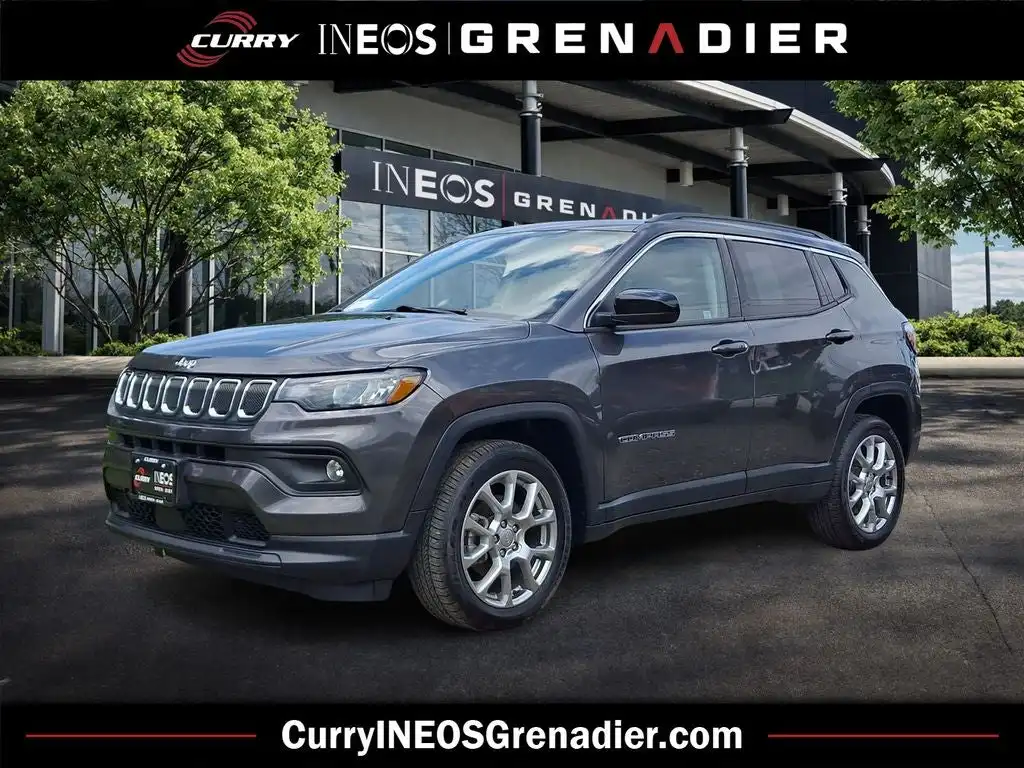 2022 Jeep Compass Latitude Lux 4X4's photo