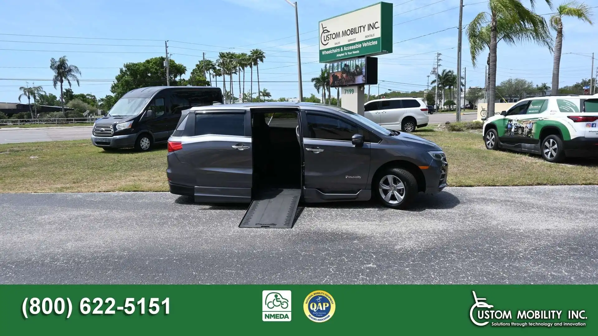 2019 Honda Odyssey EX-L with RES & Navigation's photo