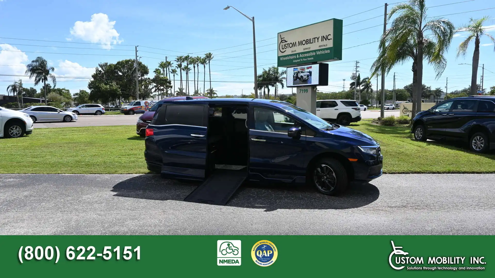 2023 Honda Odyssey Elite's photo