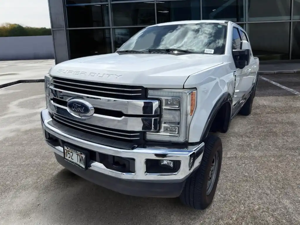 2018 Ford F-250 Lariat 4x4 Crew Cab 8' Box's photo