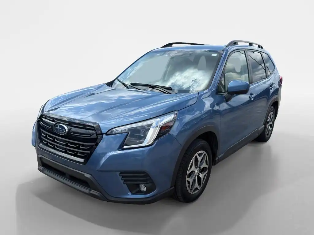 2024 Subaru Forester Premium's photo