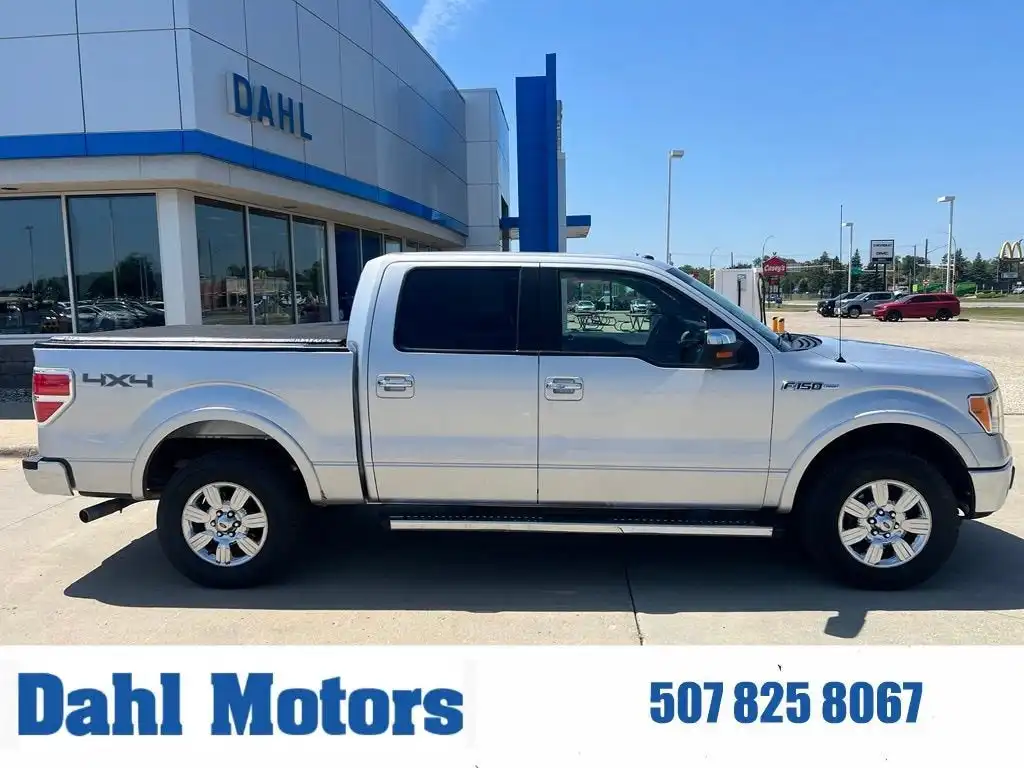 2010 Ford F-150 XL 4x4 SuperCrew 145-in's photo