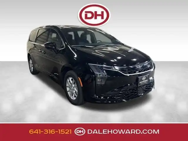 2027 Chrysler Pacifica Select's photo