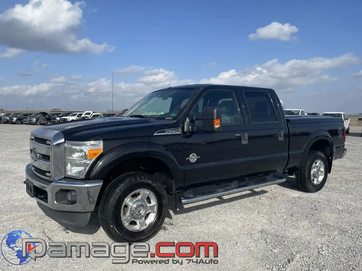 2012 Ford F-250 XLT 4x4 Crew Cab 172 in's photo