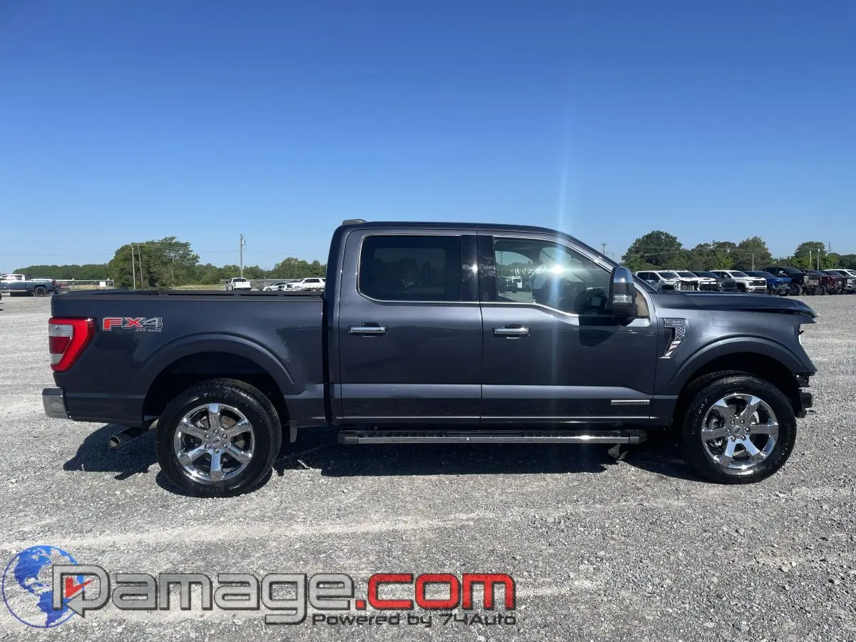 2021 Ford F-150 Lariat 4WD SuperCrew 5-1/2' Box photo 3