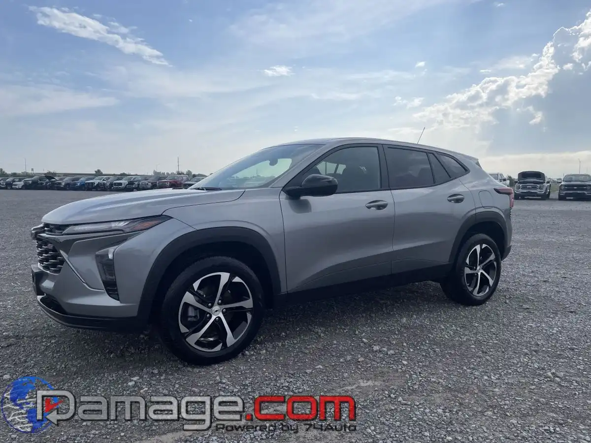 2025 Chevrolet Trax 1RS's photo