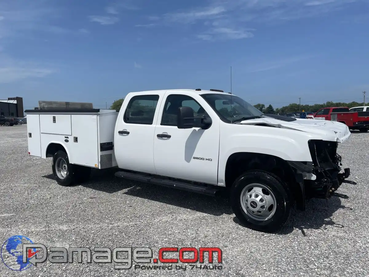 2013 GMC Sierra 4WD Crew Cab Work Truck MWB's photo