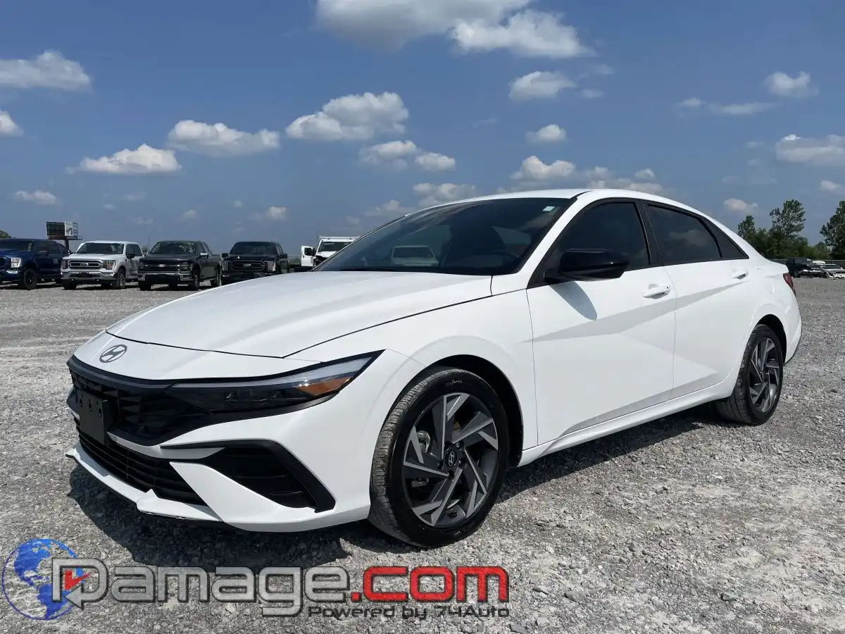 2025 Hyundai Elantra 2.0 SEL Sport IVT's photo