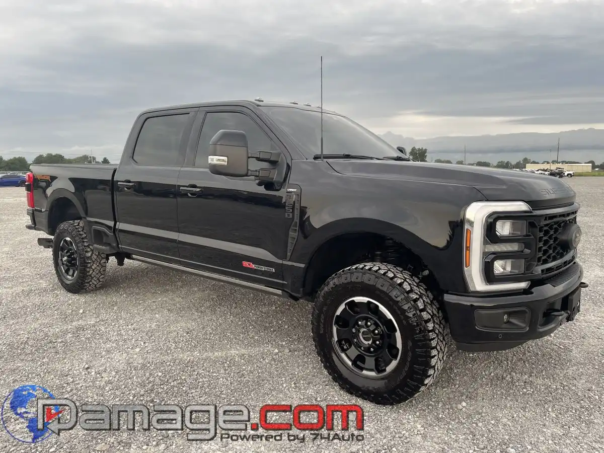 2025 Ford F-250 Lariat 4x4 Crew Cab 6-3/4' Box's photo