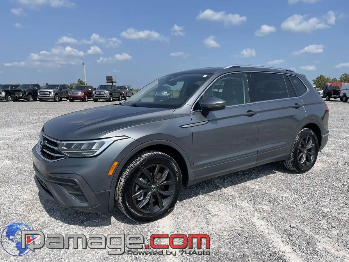 2024 Volkswagen Tiguan 2.0T SE's photo