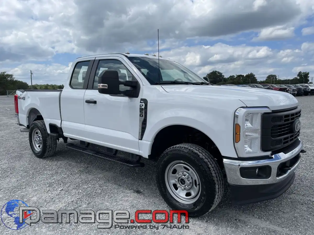 2024 Ford F-350 XL 4x4 SuperCab 6-3/4' Box SRW's photo
