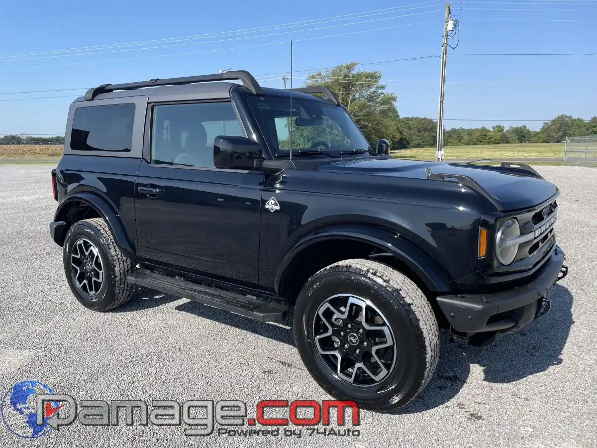 2021 Ford Bronco Outer Banks 4WD's photo