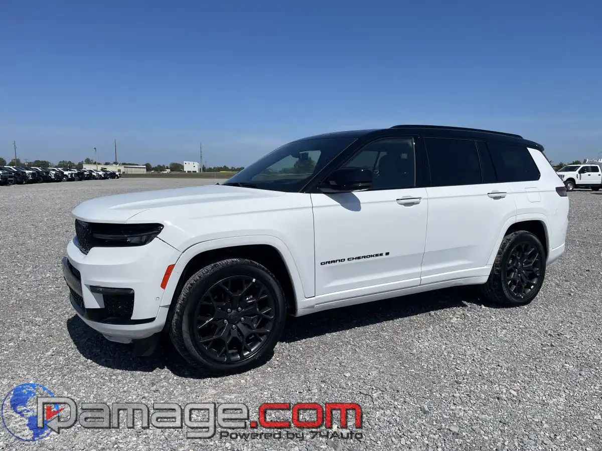 2025 Jeep Grand Cherokee L Summit Reserve 4WD's photo