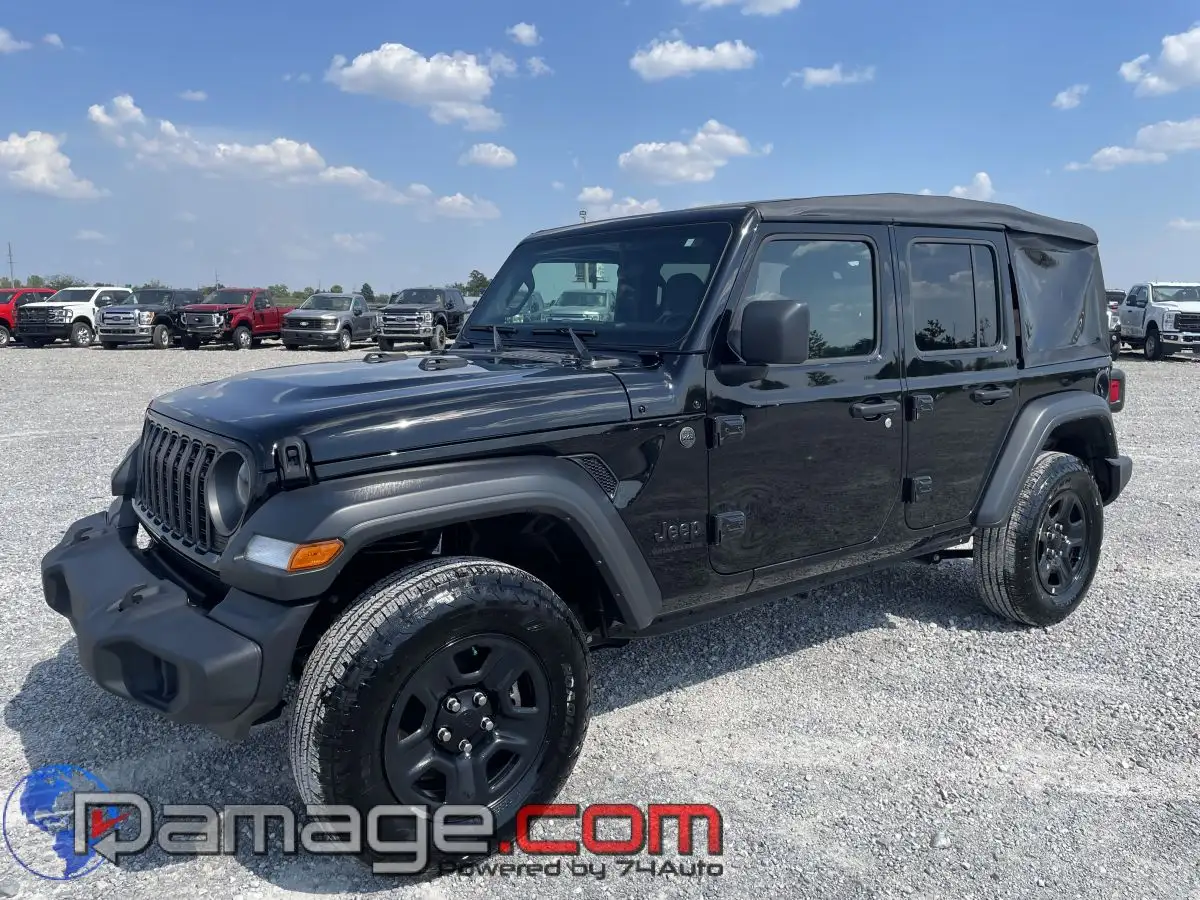 2025 Jeep Wrangler Sport's photo