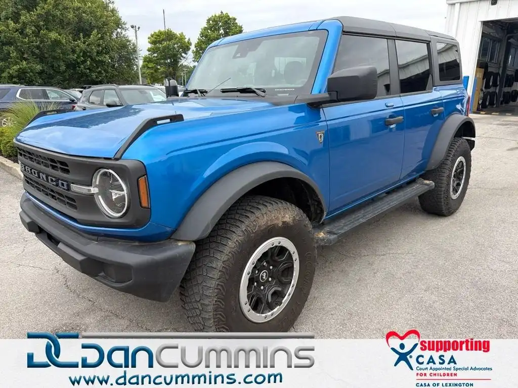 2023 Ford Bronco Base Advanced 4x4's photo