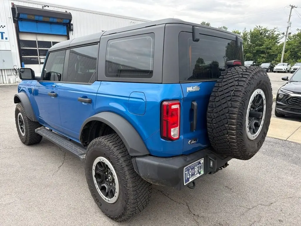 2023 Ford Bronco Base Advanced 4x4 photo 4