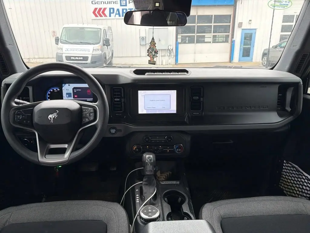 2023 Ford Bronco Base Advanced 4x4 photo 5