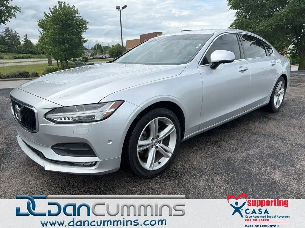 2018 Volvo S90 T5 Momentum AWD's photo