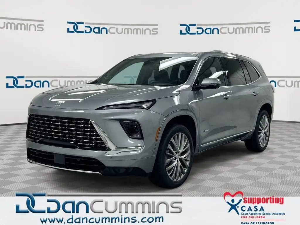 2026 Buick Enclave Avenir AWD's photo