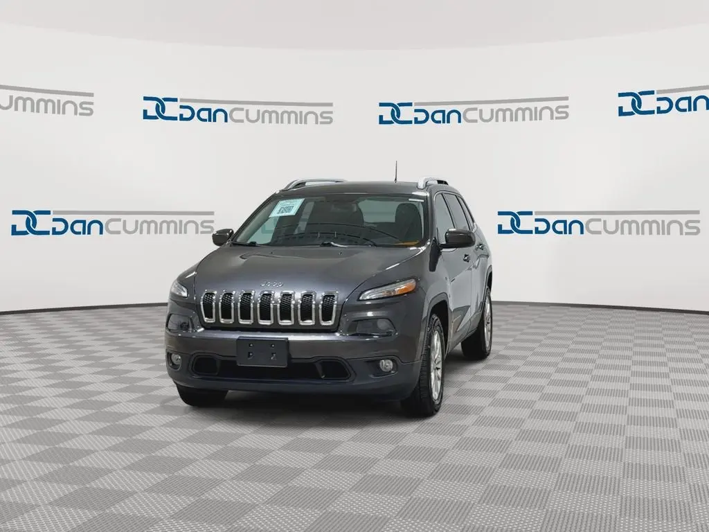 2016 Jeep Cherokee Latitude 4X4 photo 3