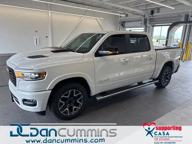 2025 RAM 1500 Laramie 4x4 Crew Cab 5'7's photo